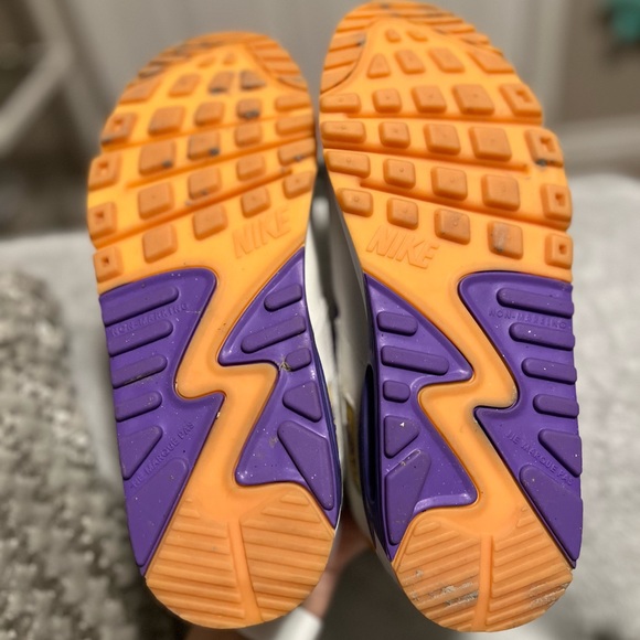 Nike Air Max 90 White/Grape - Picture 2 of 7